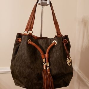 Michael Kors Hobo Bag